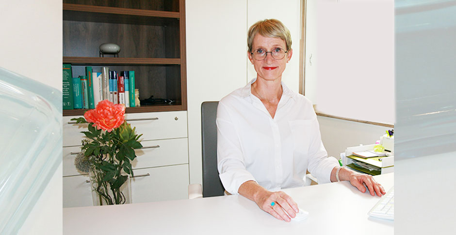 Frau Dr. Helga Kock-Teipel, Internistin, Naturheilverfahren, Akupunktur